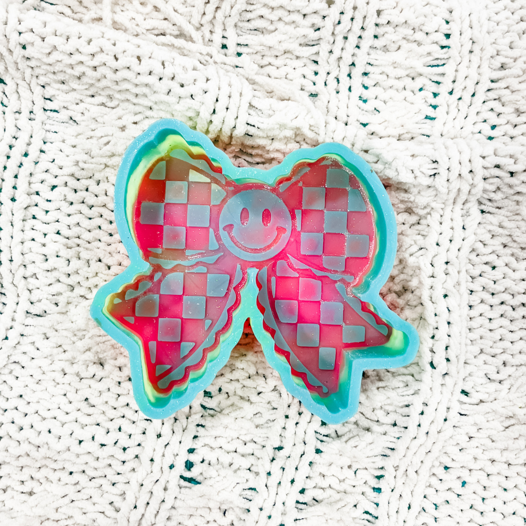 Checker bow